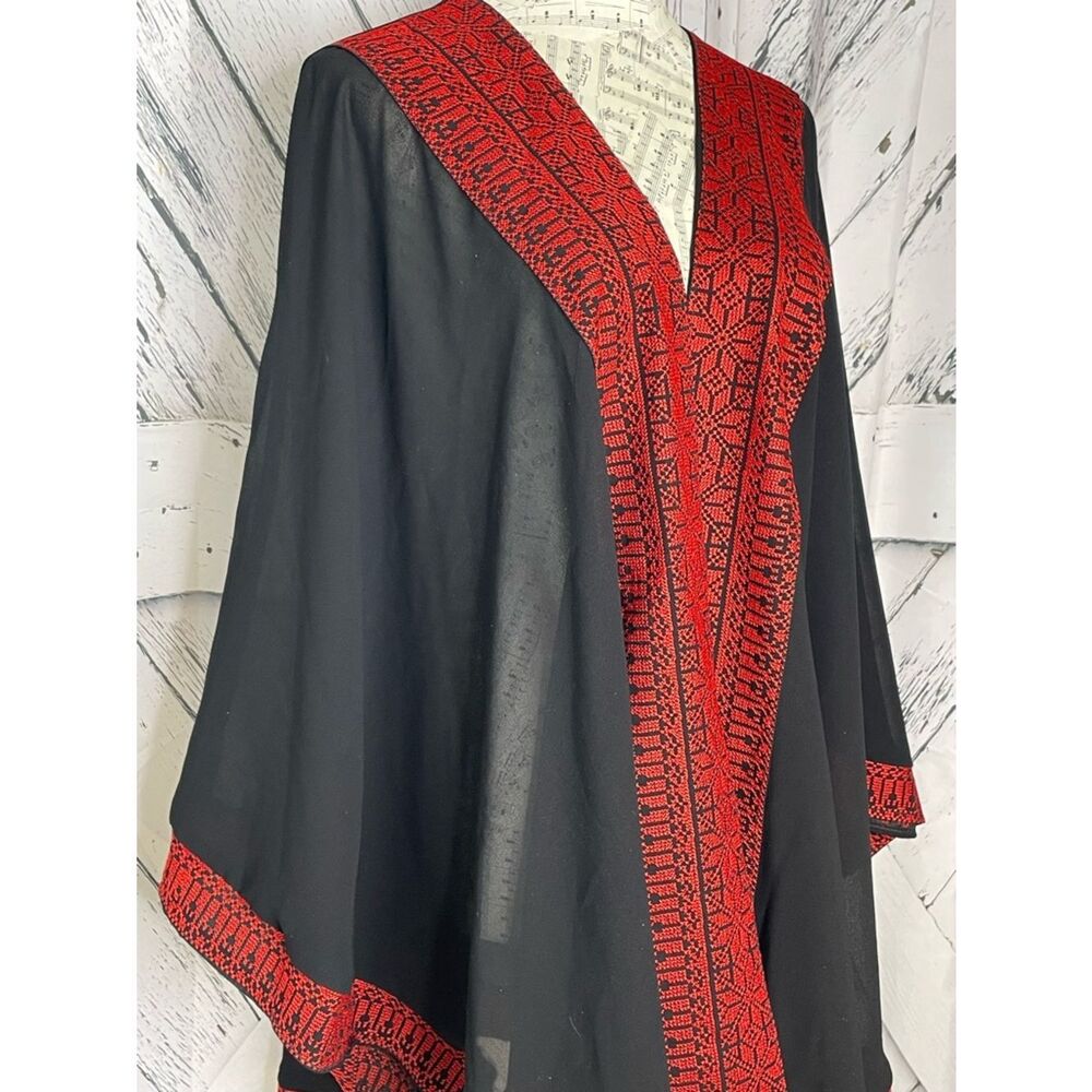 Al Karnak Embroidered Kimono Black\Red OS - Picture 2 of 7